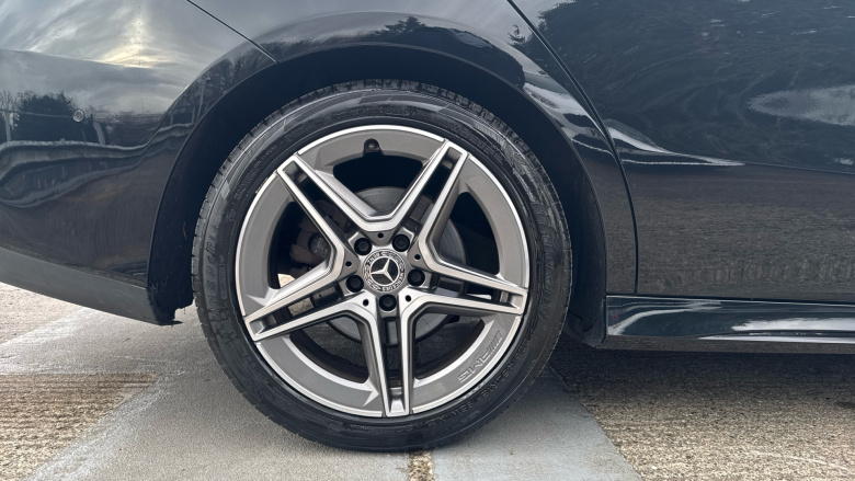 Mercedes-Benz CLA 220d AMG Line Premium 5dr Tip Auto Diesel Estate